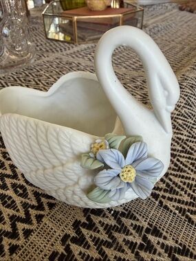 Matte White Swan Ceramic Planter trinket holder with Pale Blue Floral Detail